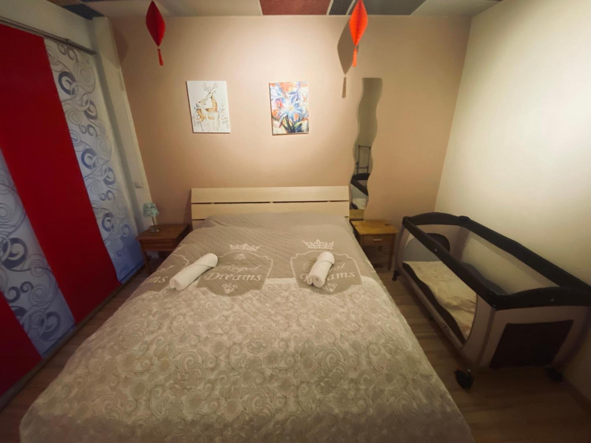 Flat For Up To 4 People In Dresden-Striesen Apartamento Exterior foto